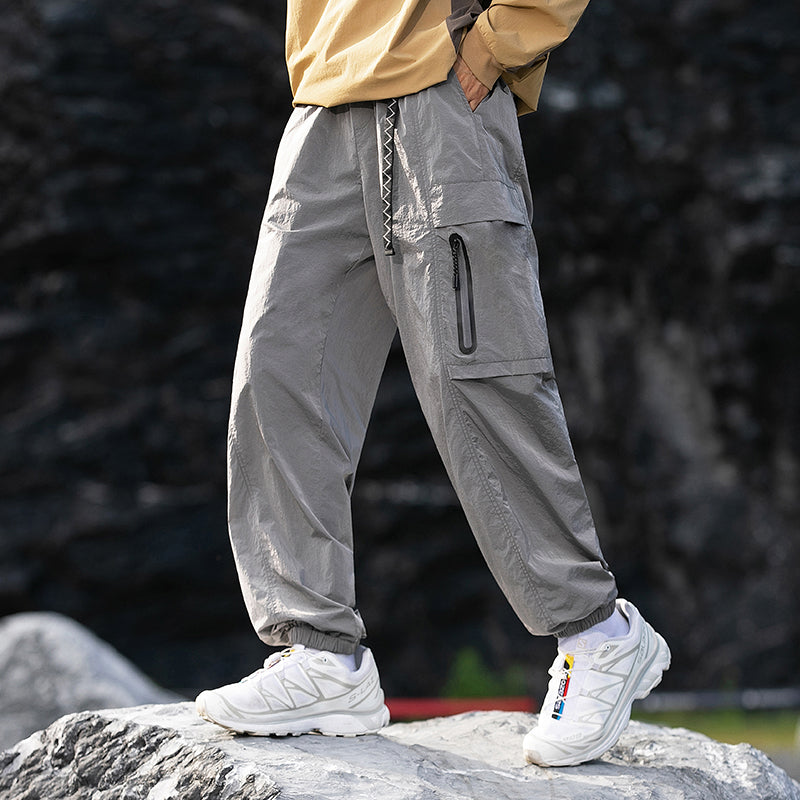 Men's Fall Outdoor Cargo Pants Nylon Water-Resistant Tapered Joggers